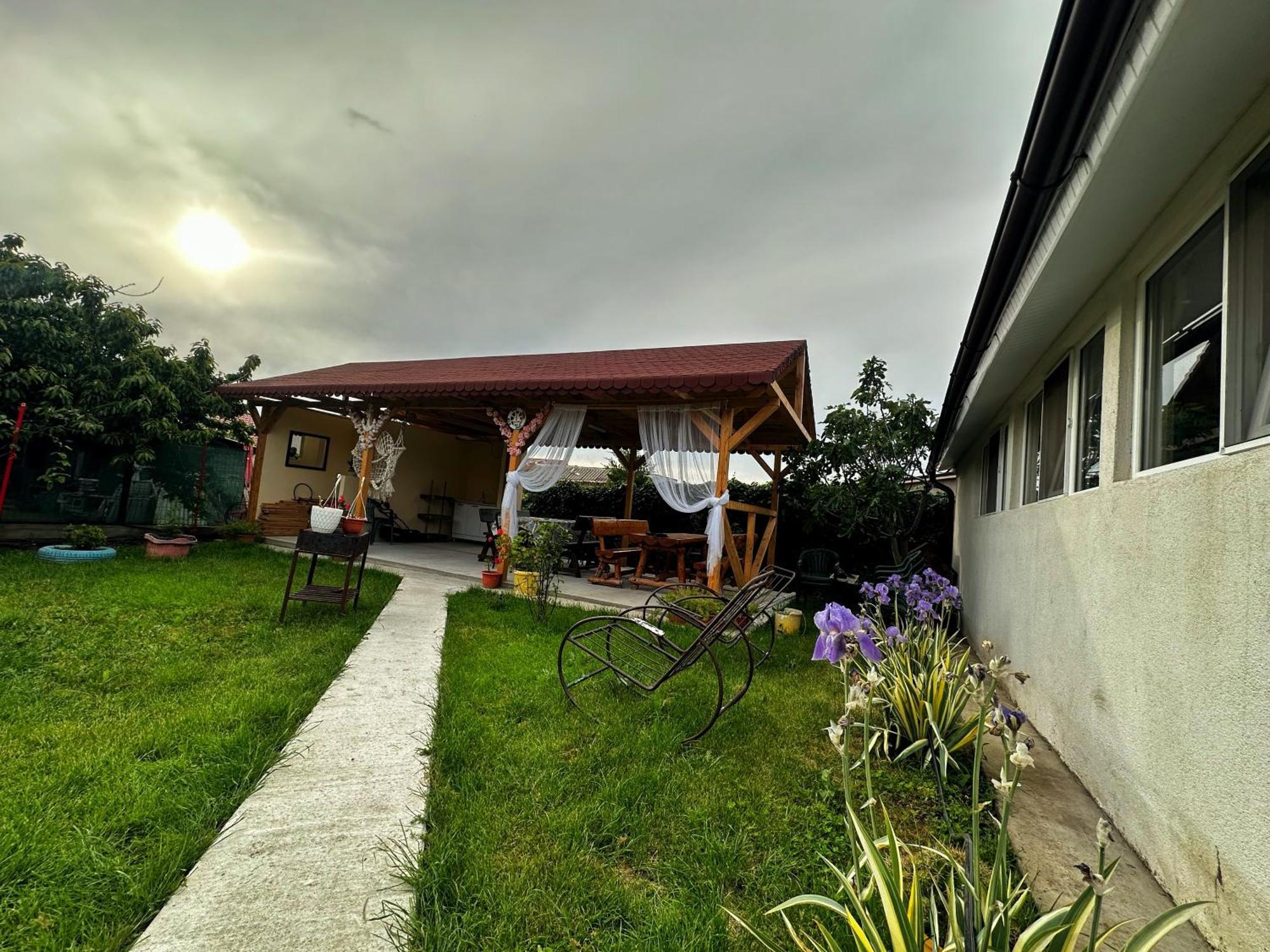 Casa Enka *